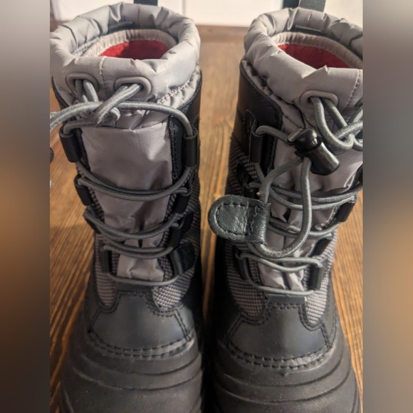 The North Face Youth Alpenglow IV Boot - Picture 5 of 7